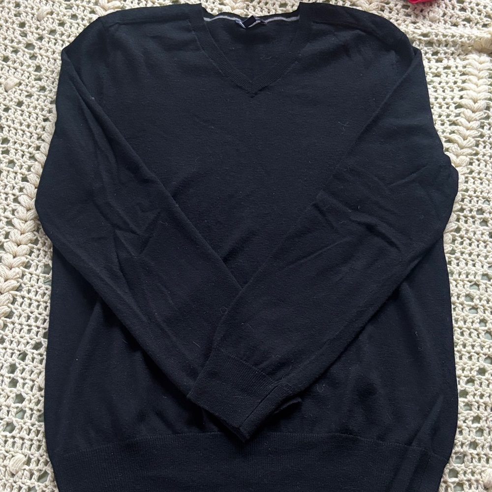 GAP Women's Black Merino Wool Sweater